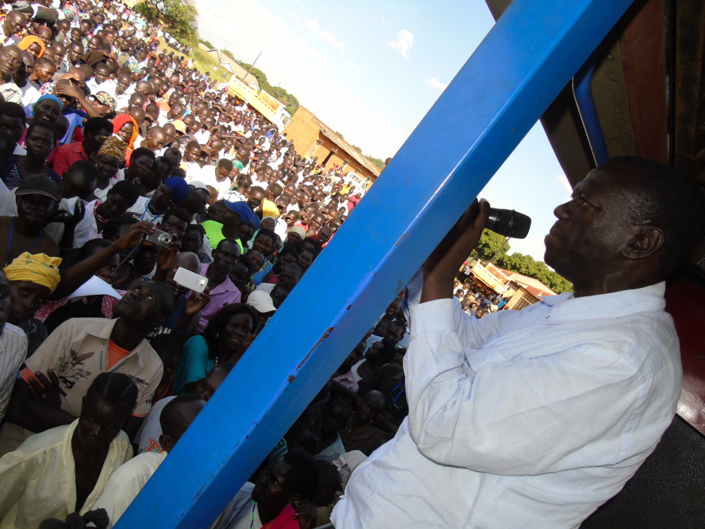 Besigye Says Museveni Handshake was Symbolic Handover of Power to Him