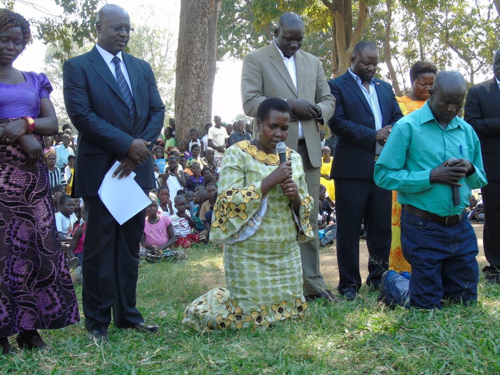 Amuru Legislators, Gen Oketa Offer Apologies to Locals  While on their Knees