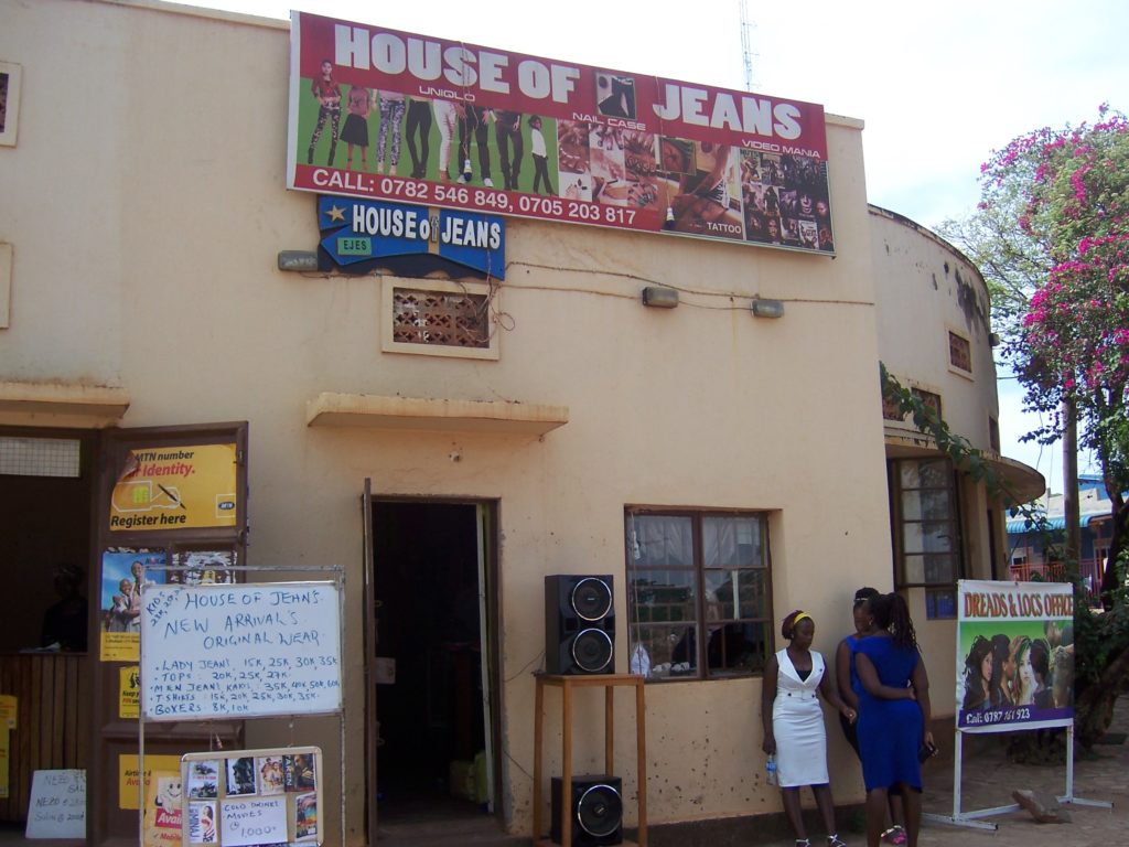Thugs Break Into Gulu Boutigue, Steal 20 Million Worth Of Clothing