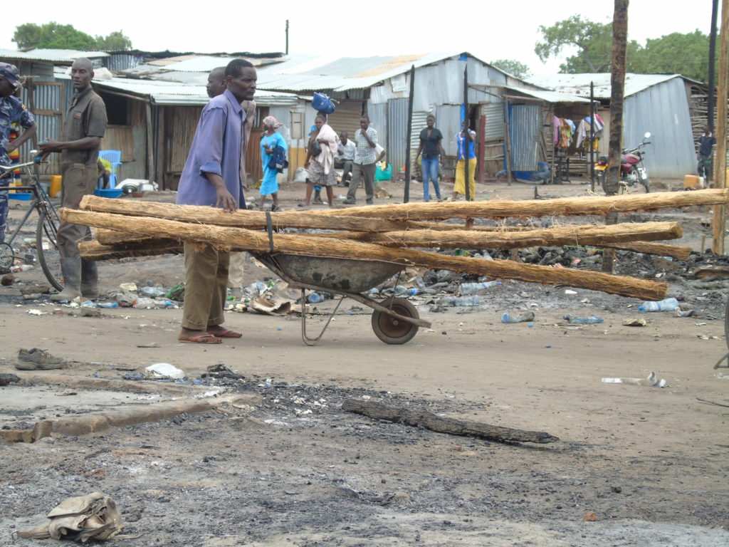 Amuru Suspends Construction Of Temporary Structures At Elegu Border Market